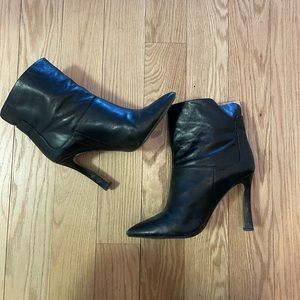 Nine West Black Leather Ankle Booties